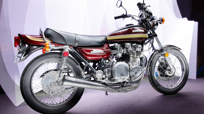 1973-kawasaki-z1-1693245498.jpg