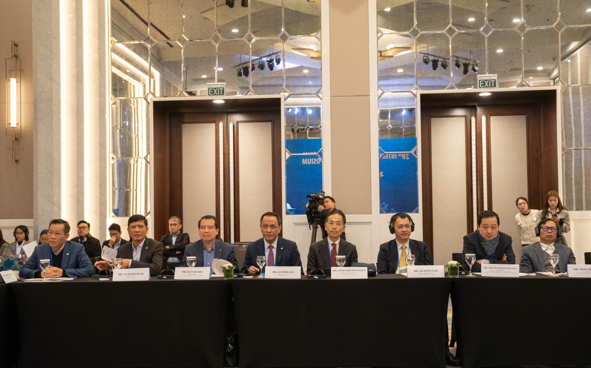 Thế giới đang có những biến động, đặt ngành hàng không vào nhiều thách thức, nhưng cũng mở ra những cơ hội để dẫn đầu.