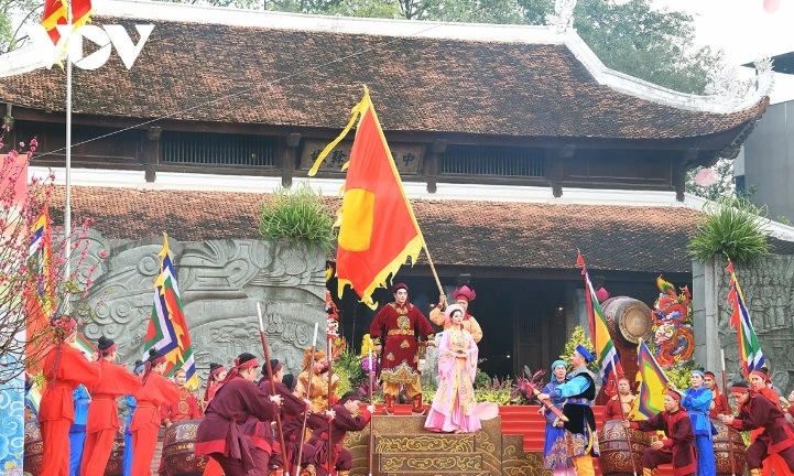 A range of artistic performances are also held in memory of the Tay Son soldiers.