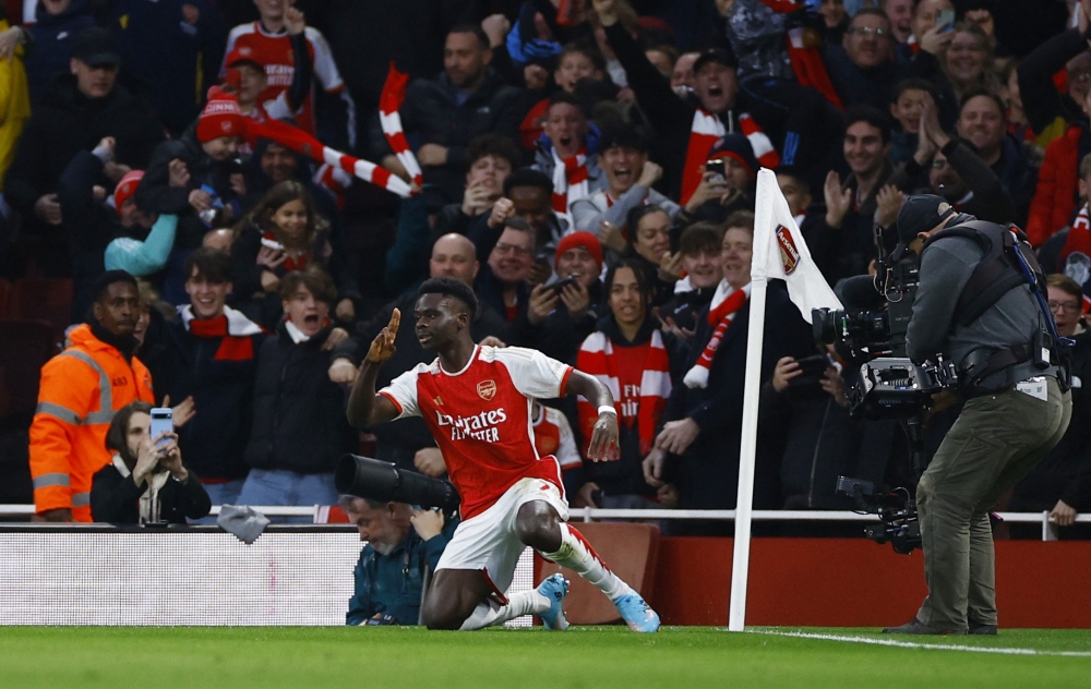 Arsenal mở tỷ số trong trận đại chiến. (Ảnh: Reuters)