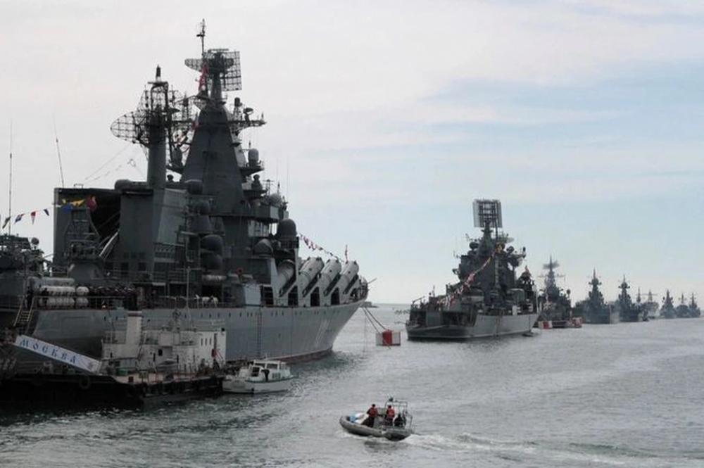 Các tàu chiến thuộc Hạm đội Biển Đen của Nga neo đậu tại quân cảng Sevastopol, Crimea. Ảnh: Reuters