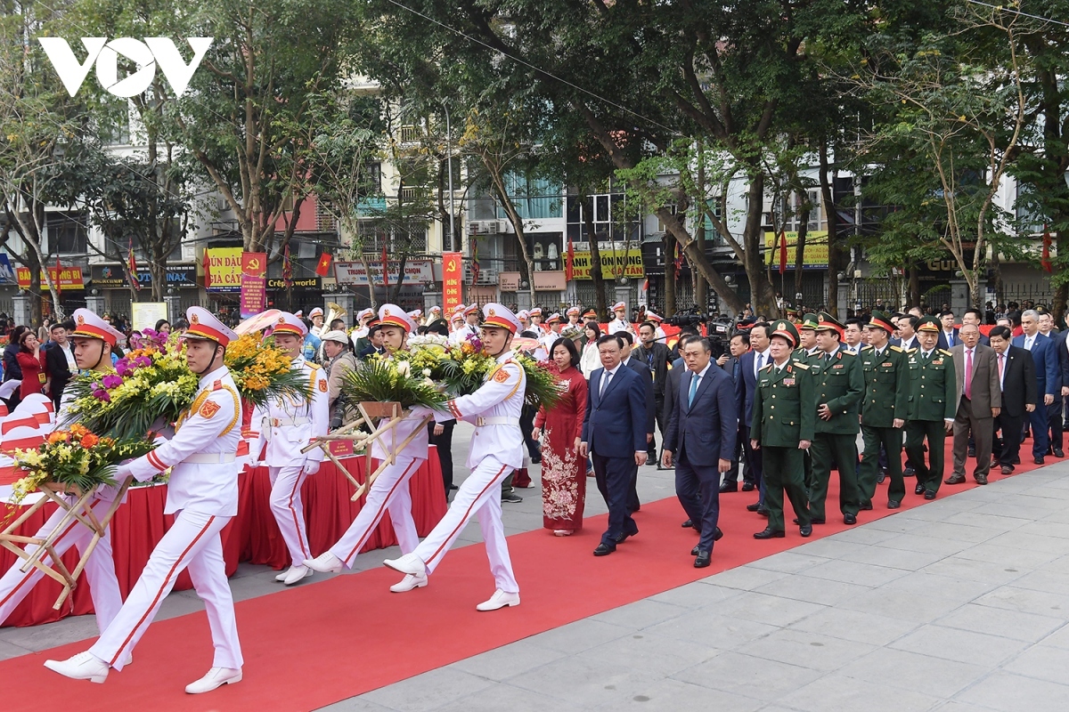 Politburo member and Hanoi Party Committee Secretary Dinh Tien Dung joins representatives from relevant ministries and agencies to attend the festival which commemorates the historical event.