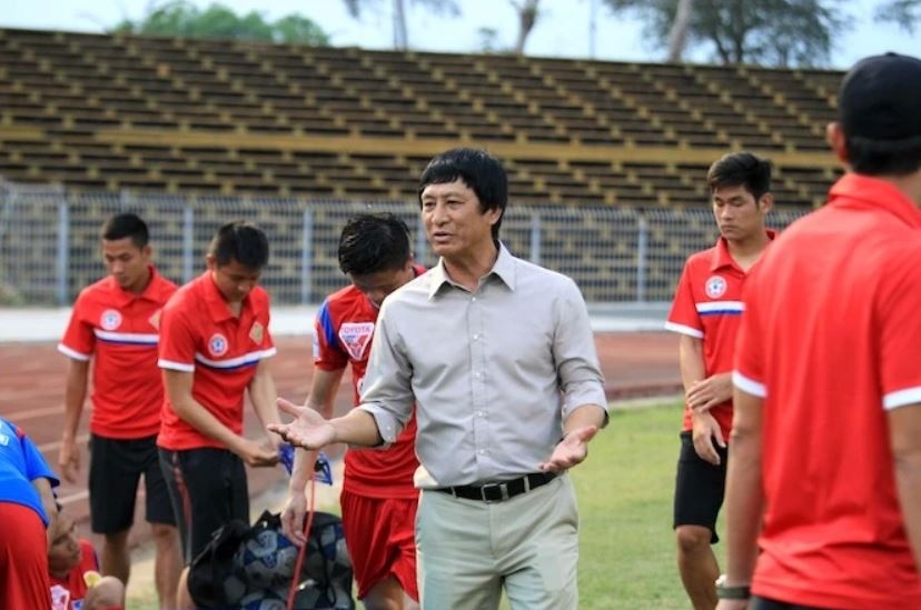 HLV Vũ Quang Bảo trong màu áo CLB Cần Thơ (Ảnh: Hà Phương)