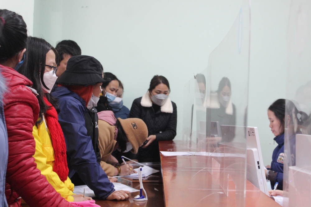 Người lao động đăng ký tham gia các lớp đào tạo xuất khẩu lao động