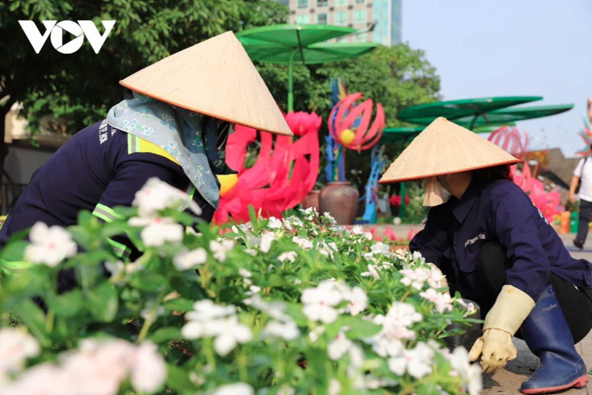 This year the flower street is scheduled to open to the public from 7 p.m. on February 7, two days before the Lunar New Year’s Eve, and is due to close on February 14, the fifth day of the first lunar month.
