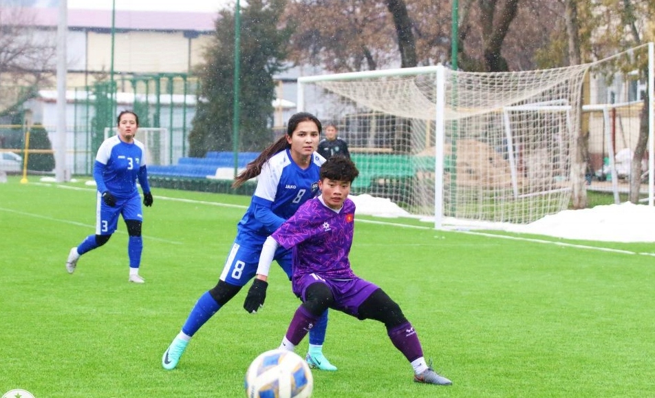 U20 nữ Việt Nam hòa U20 nữ Uzbekistan (Ảnh: VFF).