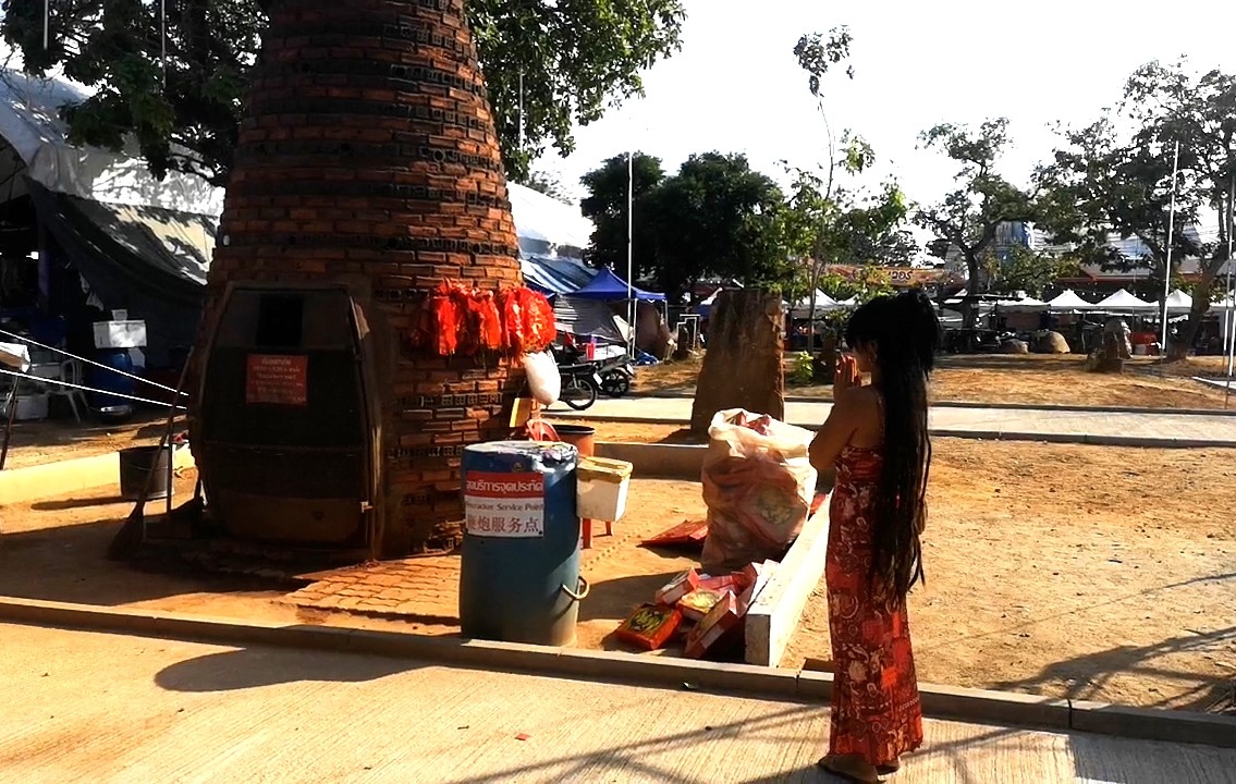 Ước nguyện trong tiếng pháo nổ giòn giã