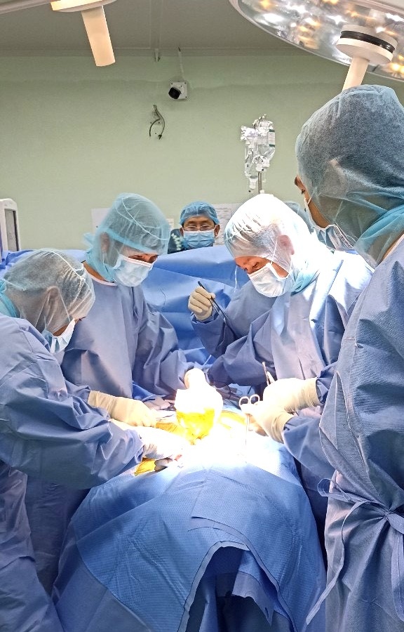 Vi phẫu thuật kéo dài 2 giờ 30 phút