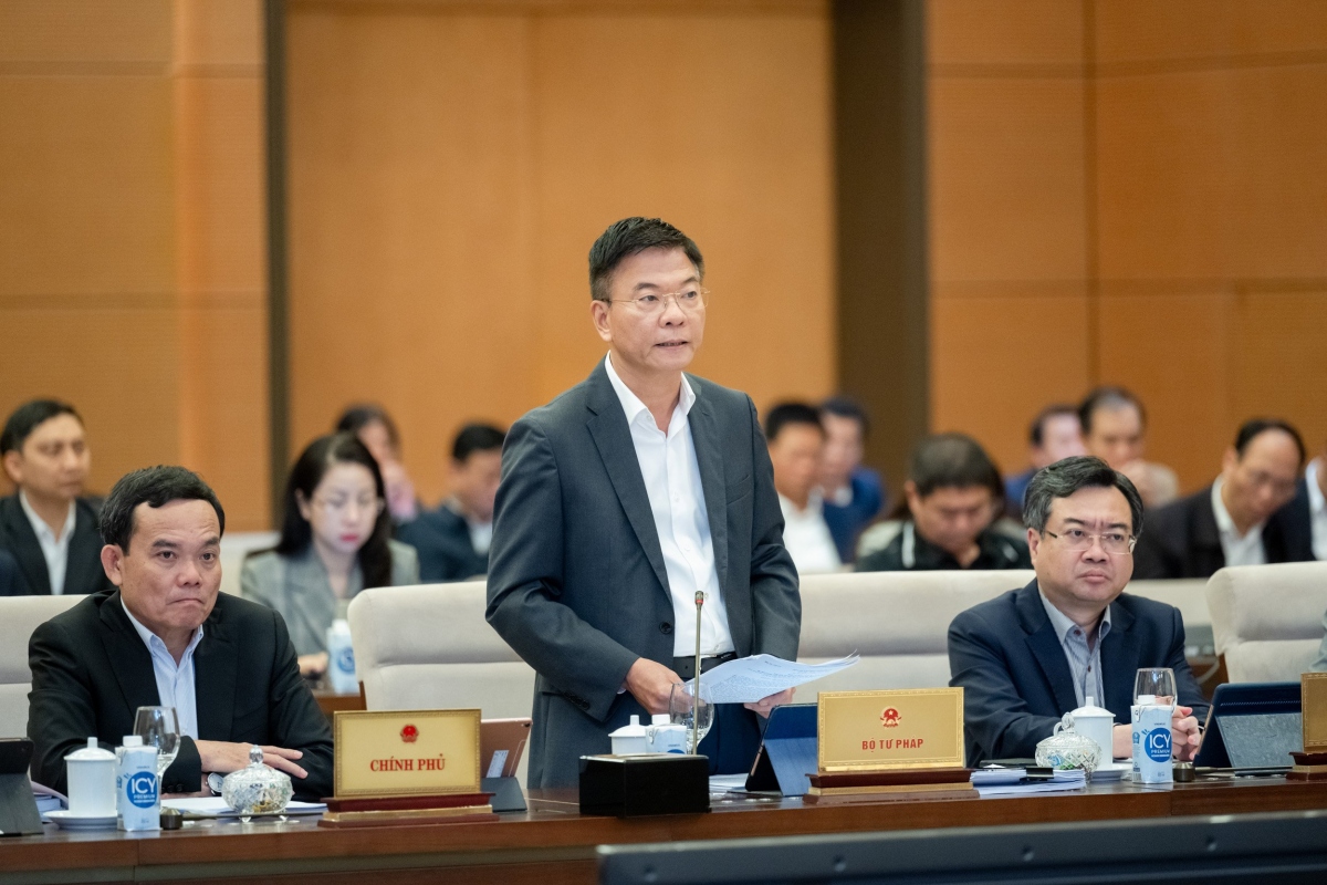 Bộ trưởng Bộ Tư pháp Lê Thành Long