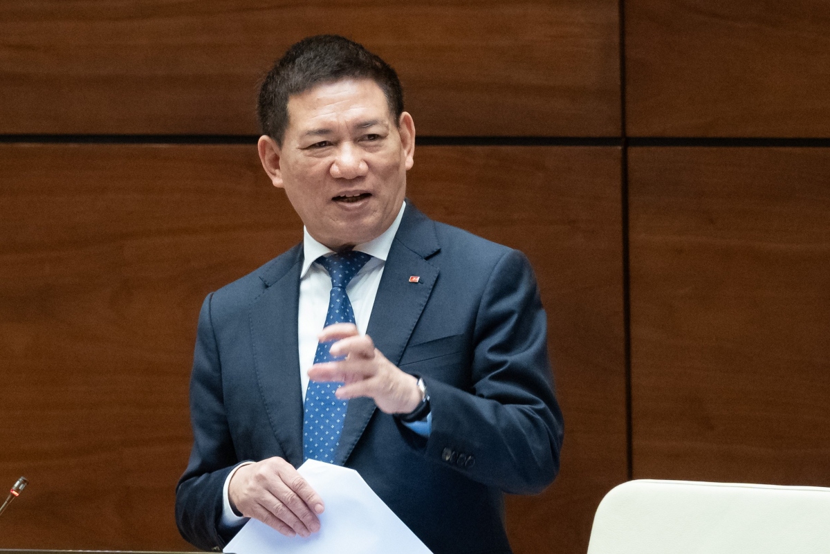 Bộ trưởng Hồ Đức Phớc trả lời chất vấn của đại biểu Quốc hội