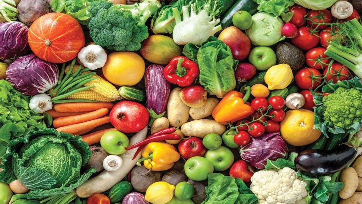 Ăn nhiều chất xơ: Thực phẩm nhiều chất xơ như trái cây, rau, quả hạch, các loại hạt và cây họ đậu rất giàu chất dinh dưỡng và chất chống oxy hóa có thể giúp cơ thể giảm viêm và chống lại các mầm bệnh có hại.