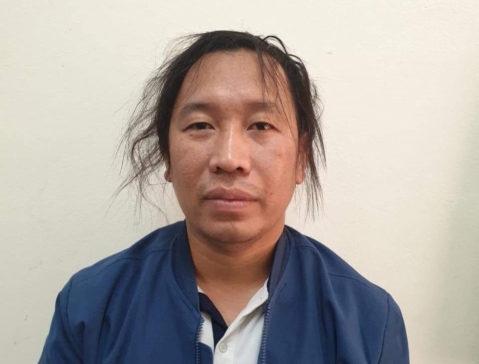 Hoàng Đình Tuấn
