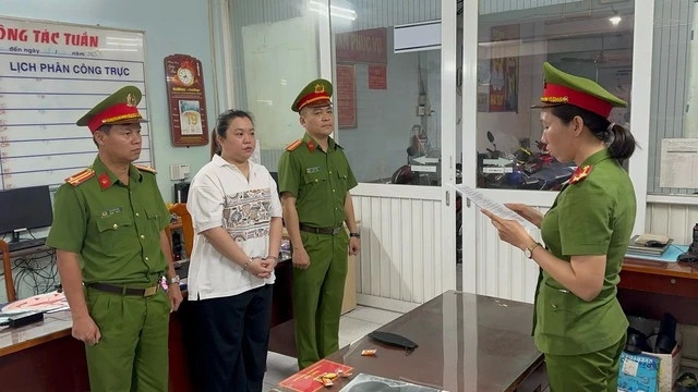 Công an bắt tạm giam Nguyễn Phương Thanh về hành vi lừa đảo hơn 8 tỉ đồng làm thủ tục du học ở TP.HCM