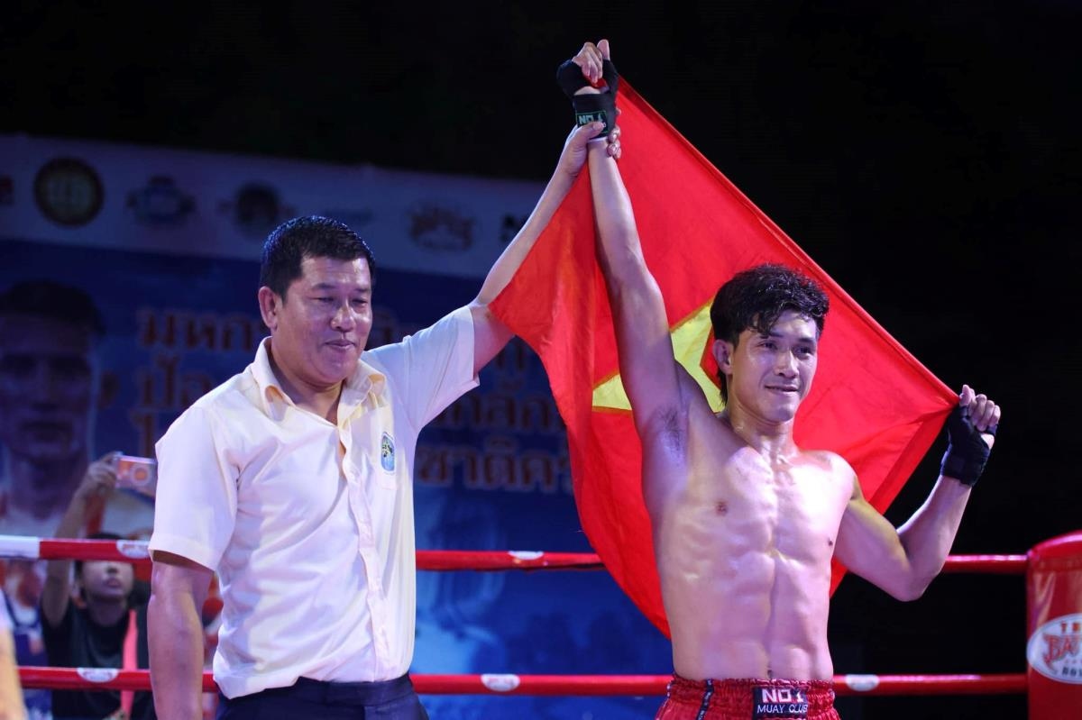 Vietnamese athlete Nguyen Tran Duy Nhat wins the championship title at the sixth International &amp; Thai Martial Arts Games 2024. (Photo courtesy of Duy Nhat)