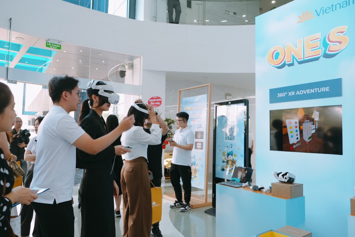 Trải nghiệm công nghệ tương tác độc đáo của trạm văn hóa One S