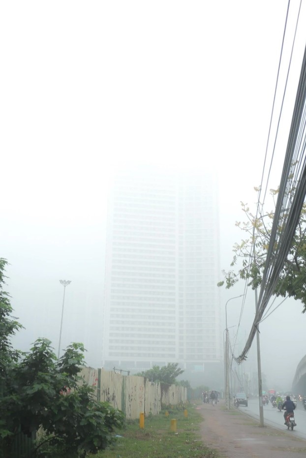 The monitoring station also stated that the air quality in Nam Tu Liem district was at a hazardous level as of 7 a.m. on March 4.