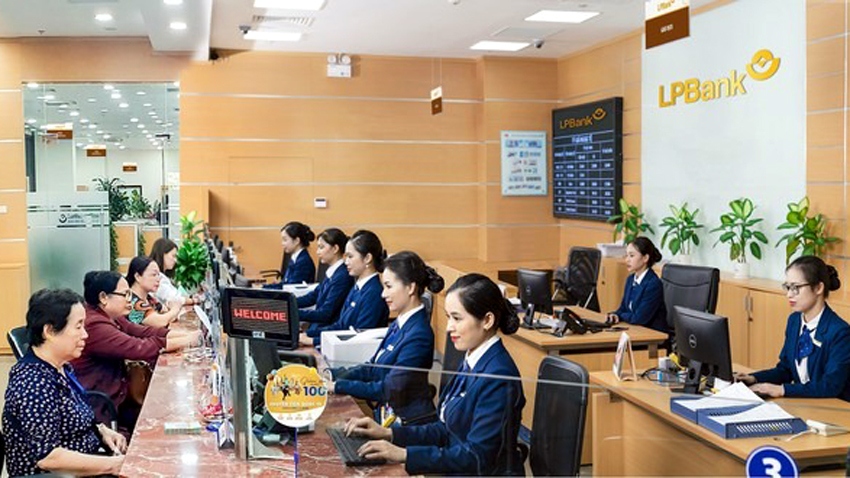 LPBank tự tin đăng ký gói tín dụng 1.000 tỷ với NHNN - Ảnh: LPBank