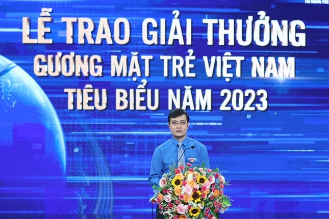 Anh Bùi Quang Huy - Ủy viên dự khuyết Trung ương Đảng, Bí thư thứ nhất Trung ương Đoàn