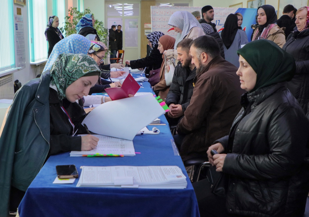 Hôm nay 17/3 là ngày bỏ phiếu cuối cùng của cuộc bầu cử Tổng thống Nga 2024. Ảnh: Reuters