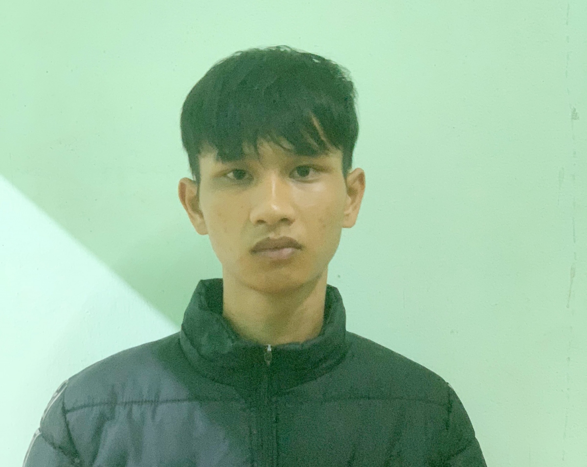 Bị can Hiếu tại cơ quan công an. (ảnh: Công an cung cấp)