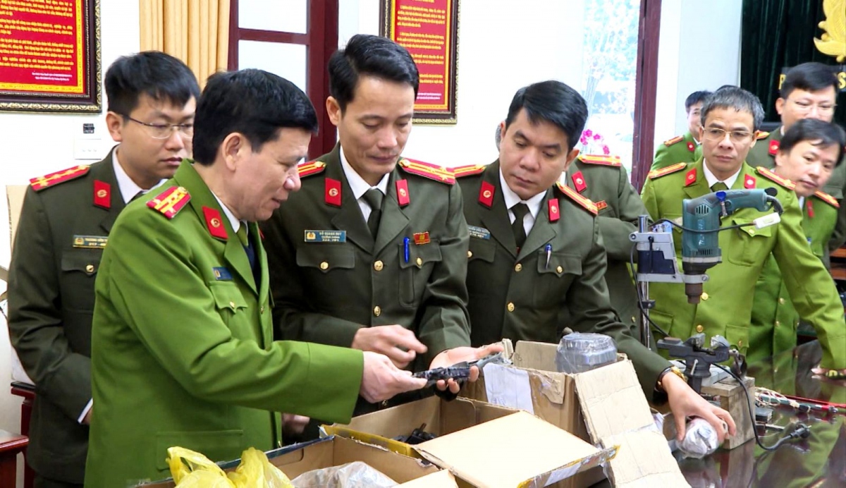Đại tá Dương Văn Tiến, Phó Giám đốc - Thủ trưởng Cơ quan Cảnh sát điều tra Công an tỉnh