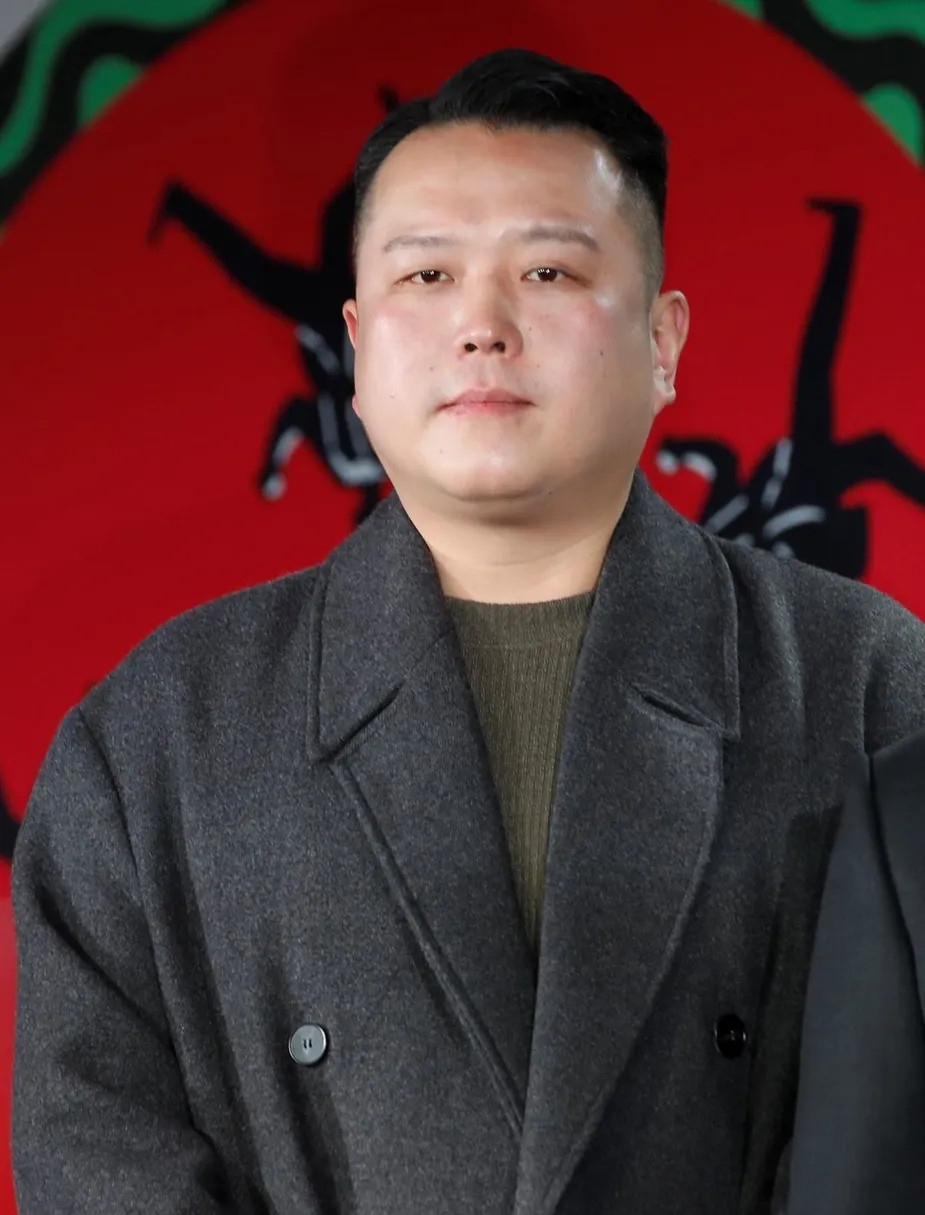 Đạo diễn Lee Chang Hee