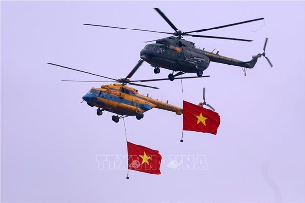 The rehearsal is organised under the command of Senior Lieutenant General Nguyen Tan Cuong, Member of the Party Central Committee, Permanent Member of the Central Military Commission, Chief of the General Staff of the Vietnam People's Army and also Deputy Minister of National Defence.
