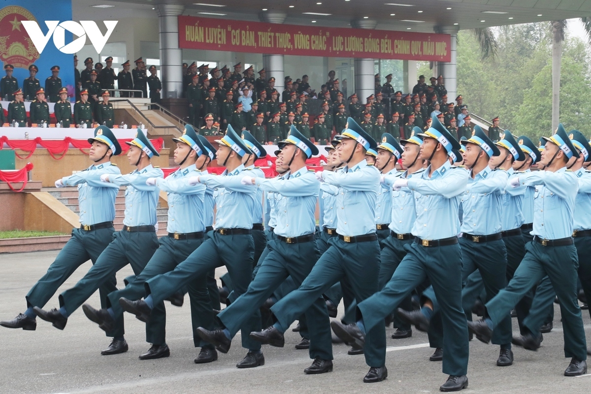 Soldiers from the air force join in the parade.