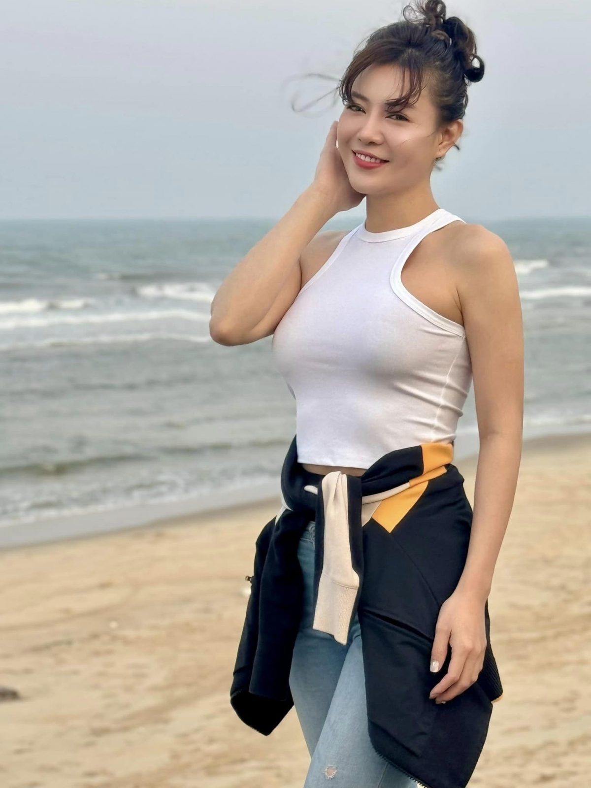 Thanh Hương lấy chồng khi 21 tuổi – khoảng ba năm sau ngày cô giành danh hiệu Á khôi 2 cuộc thi Hoa khôi Hải Dương 2006