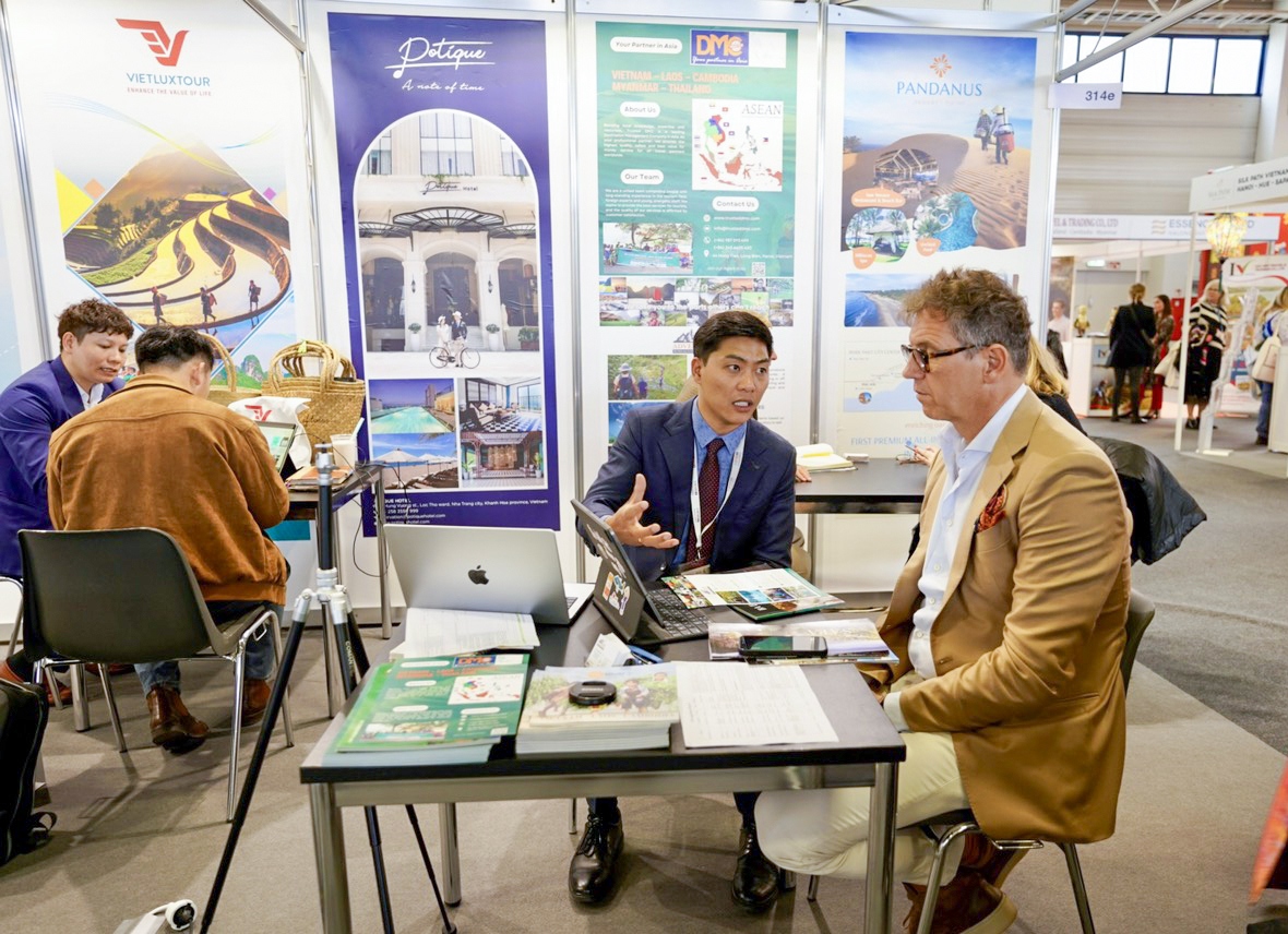 Doanh nghiệp Việt Nam chào bán sản phẩm đến đối tác quốc tế tại ITB Berlin 2024. Ảnh: Tuấn Linh