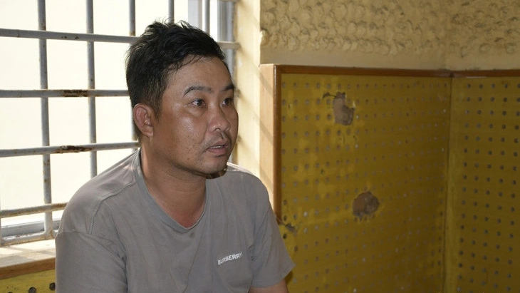 Nguyễn Trọng Ngân tại cơ quan công an.