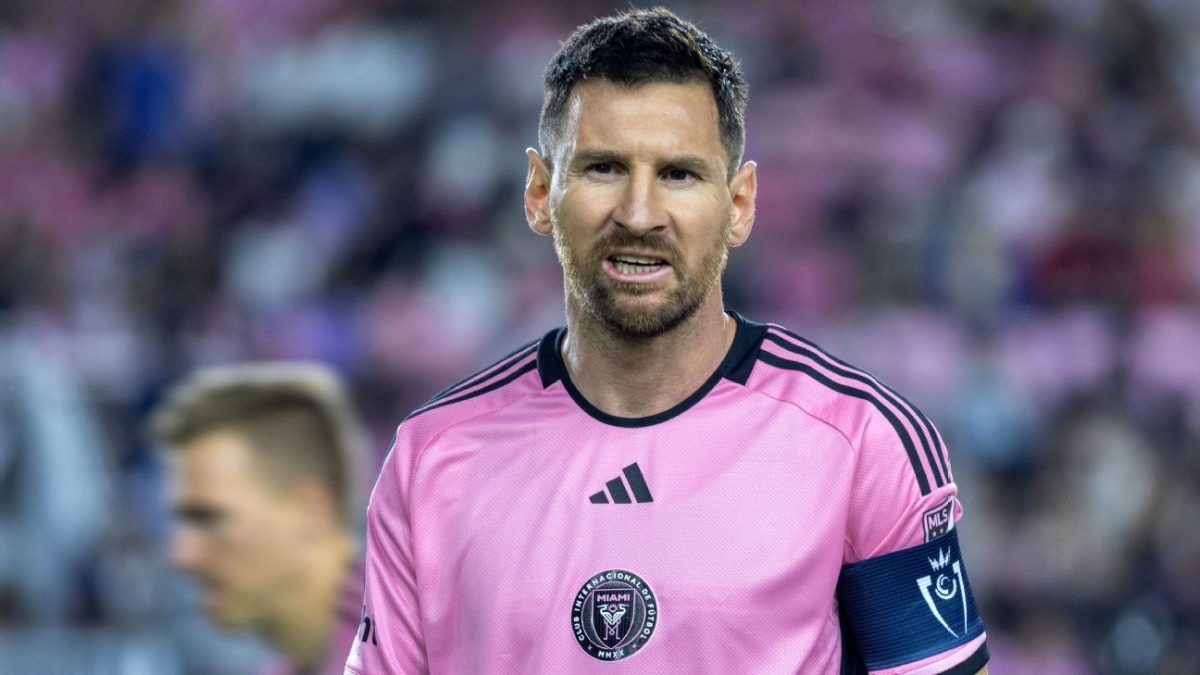 Messi nguy cơ bỏ lỡ đợt tập trung của ĐT Argentina vì chấn thương. (Ảnh: Getty)