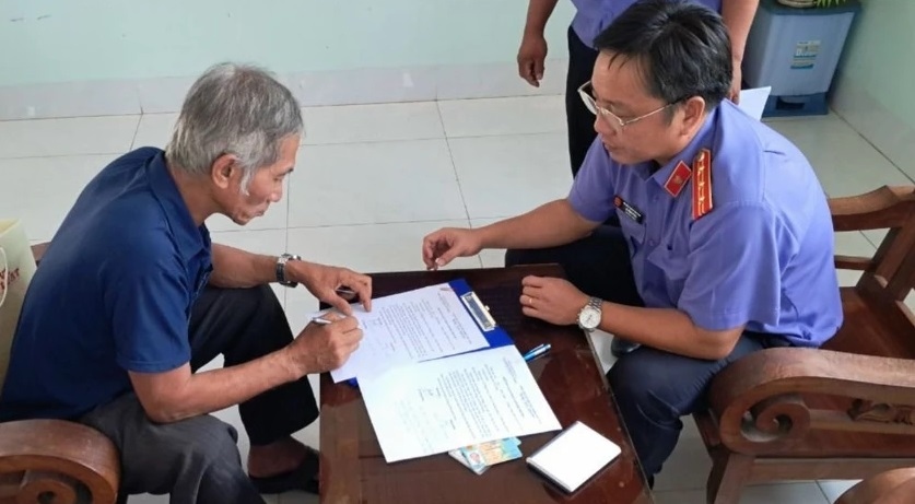 Ông Nguyễn Văn Dũng nhận hơn 2.5 tỷ đồng (ảnh V.T)