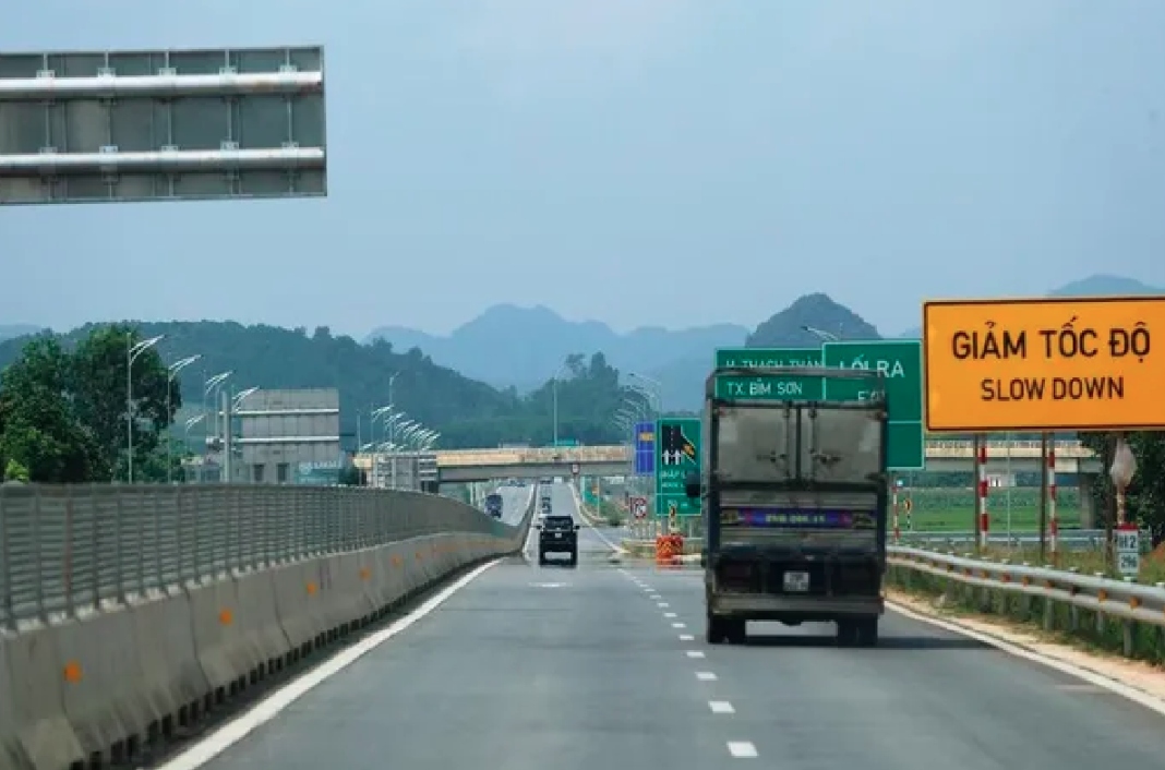 Lái xe phải đạt kỹ năng lái xe trên cao tốc phân kỳ trước khi cấp bằng. Ảnh: Công lý