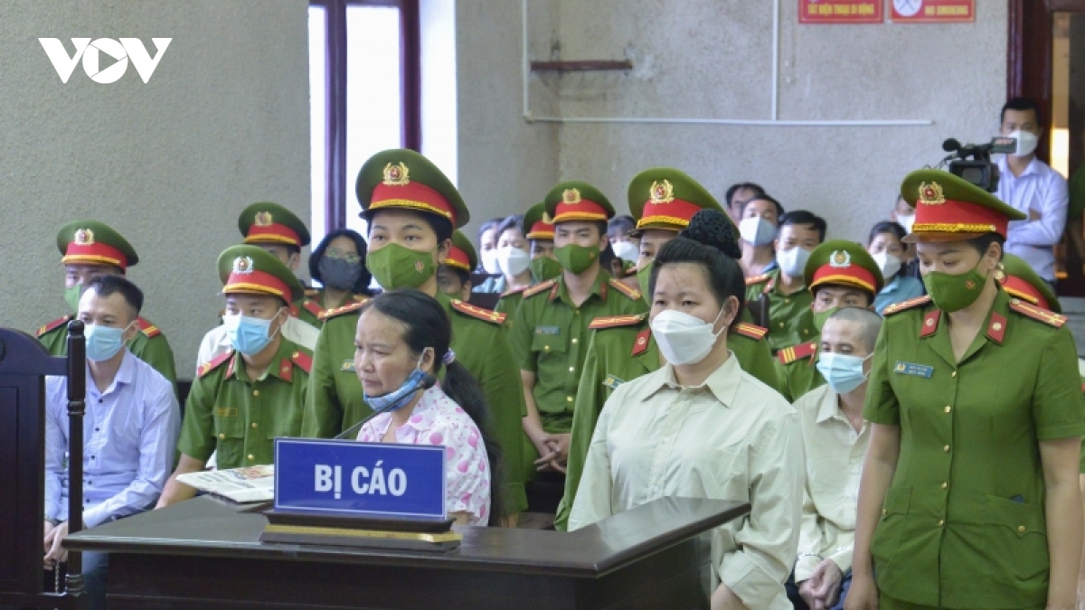 Các bị cáo tại phiên tòa sơ thẩm