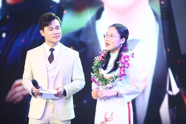 TS. Hà Thị Thanh Hương, Trưởng bộ môn y học tái tạo, trưởng phòng thí nghiệm sức khỏe não bộ, Trường đại học Quốc tế, Đại học Quốc gia TPHCM