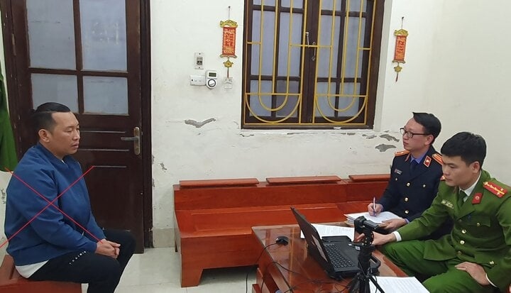 Lực lượng chức năng lấy lời khai của Tuấn "Phò mã"