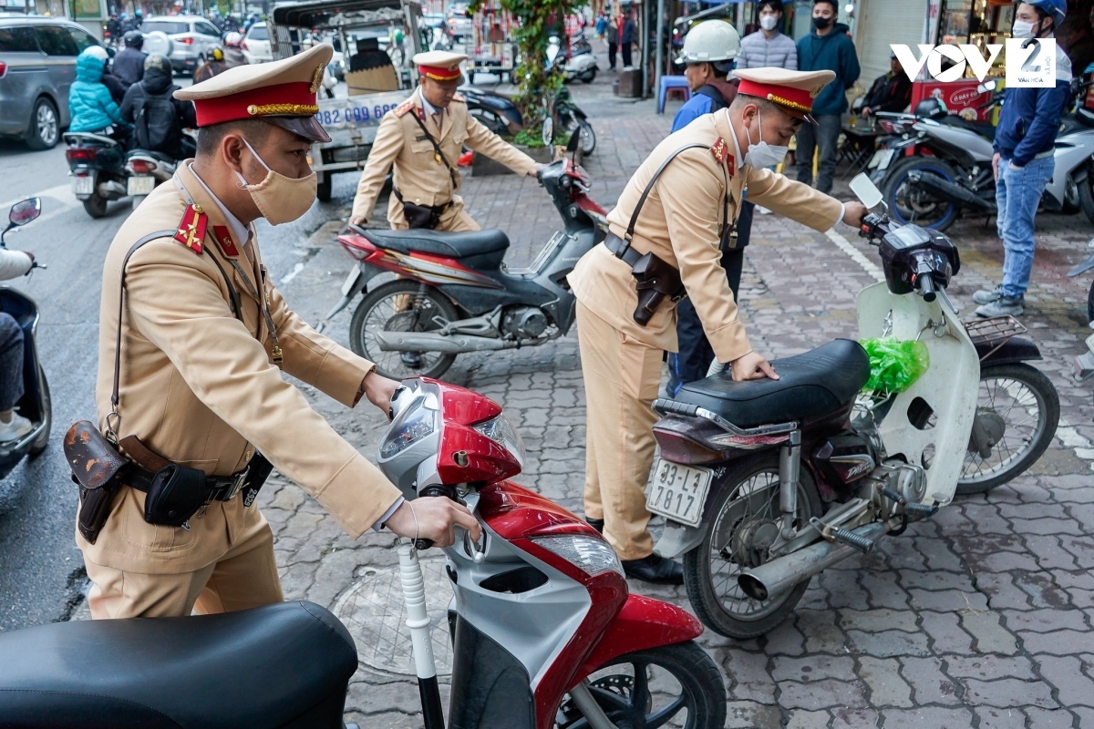 ...áp dụng chế tài để ngăn tình trạng này