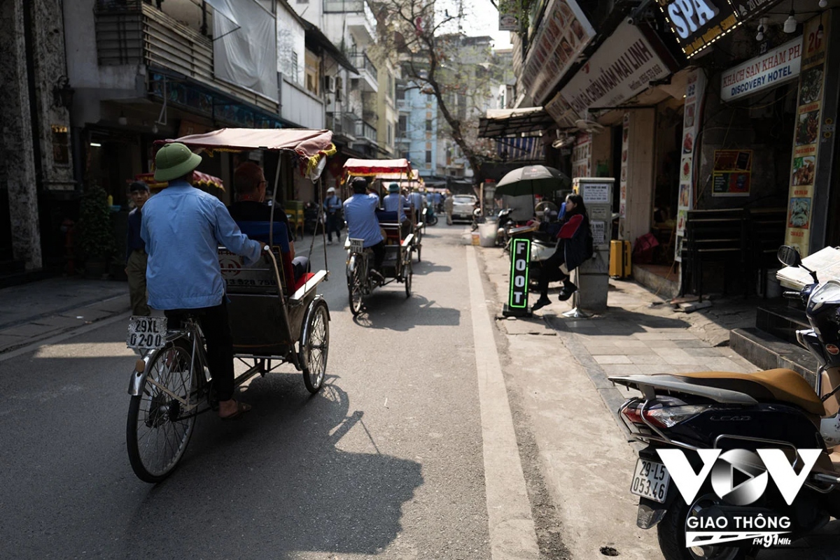 Theo ngành du lịch cho biết, năm nay, mục tiêu sẽ là đón gần 27 triệu lượt khách quốc tế đến Hà Nội, và ngành du lịch cũng đã có kế hoạch tổ chức rất nhiều sự kiện, hoạt động kích cầu du lịch kéo dài trong cả năm