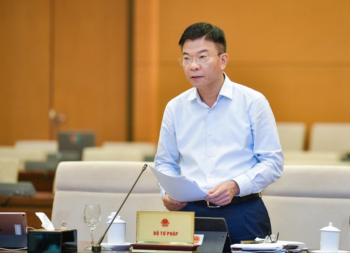Bộ trưởng Bộ Tư pháp Lê Thành Long