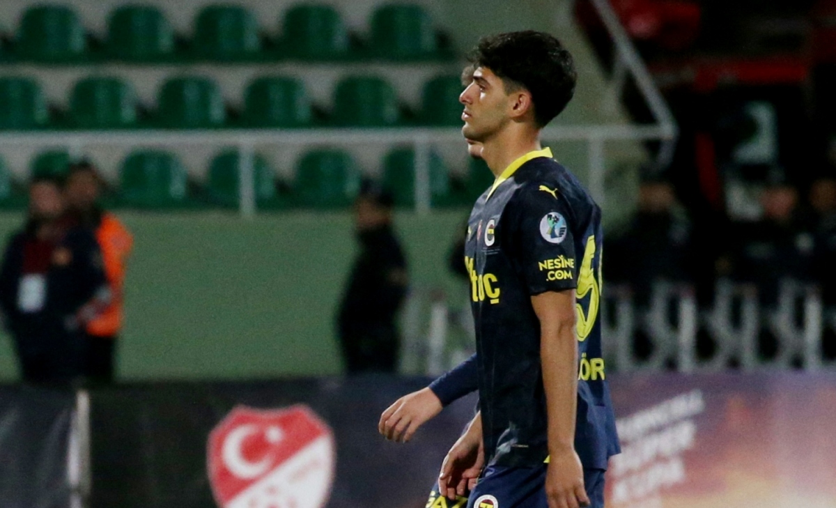Bên phía Fenerbahce, đội bóng này tuyên bố trên trang mạng xã hội rằng: “Chúng tôi sẽ tiếp tục đứng vững ở hiện tại và trong tương lai, giống như chúng tôi đã làm ngày hôm qua” (Ảnh: Reuters).