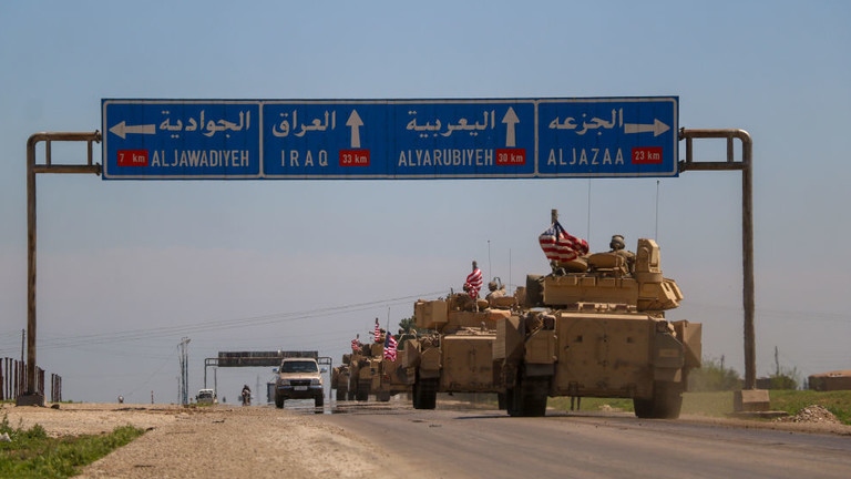 Quân tiếp viện của Mỹ di chuyển tới miền đông Syria vào tháng 8/2023. Ảnh: Getty.