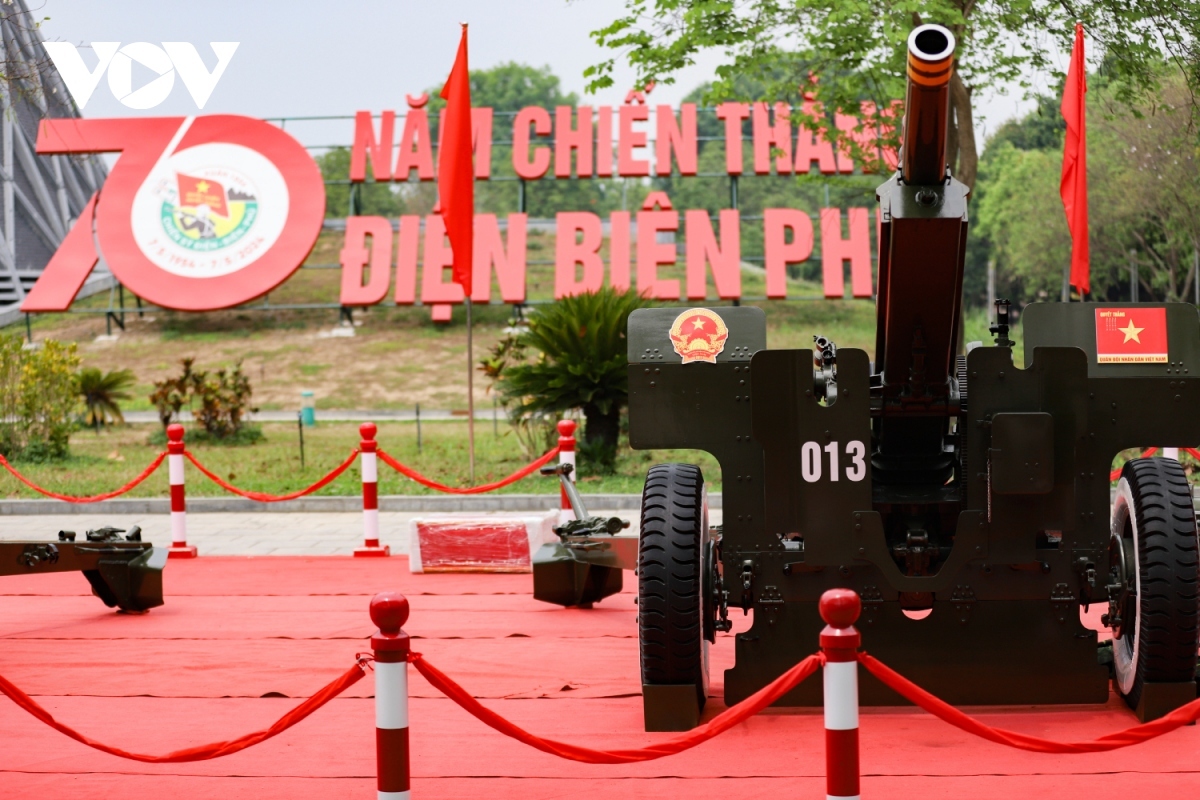 The protective shield featured on both sides is attached with the Vietnam National Emblem, reflecting the symbolic victory of the Vietnam People's Army.