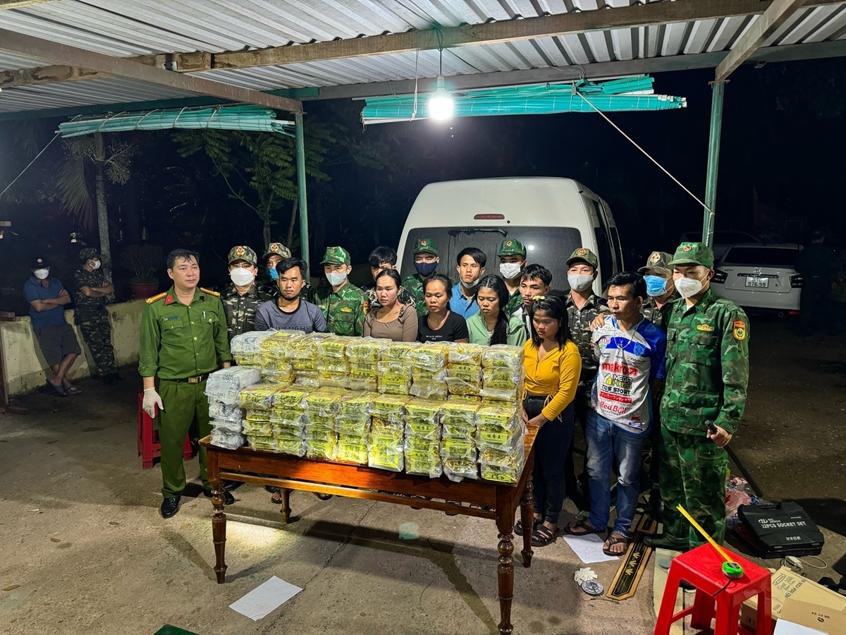 Cục Hải quan tỉnh Quảng Trị vừa phối hợp triệt phá thành công đường dây ma túy xuyên quốc gia