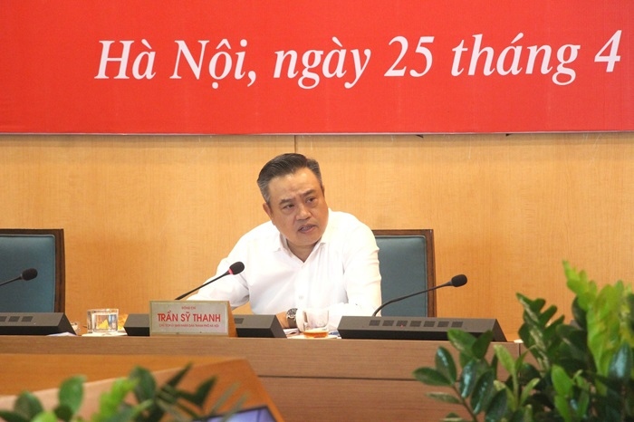 Chủ tịch UBND Thành phố Hà Nội Trần Sỹ Thanh kết luận phiên họp