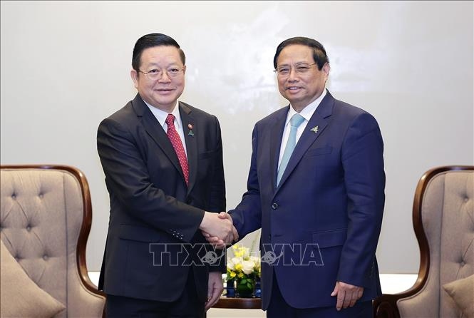 Thủ tướng Phạm Minh Chính tiếp Tổng Thư ký ASEAN Kao Kim Hourn. Ảnh: TTXVN
