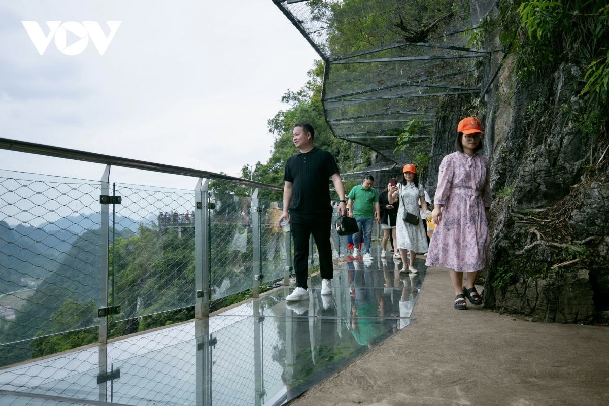 After six months of pilot operation for tourists, the site has welcomed nearly 6,000 visitors, of which tourists from Vietnam to China account for about 60%.