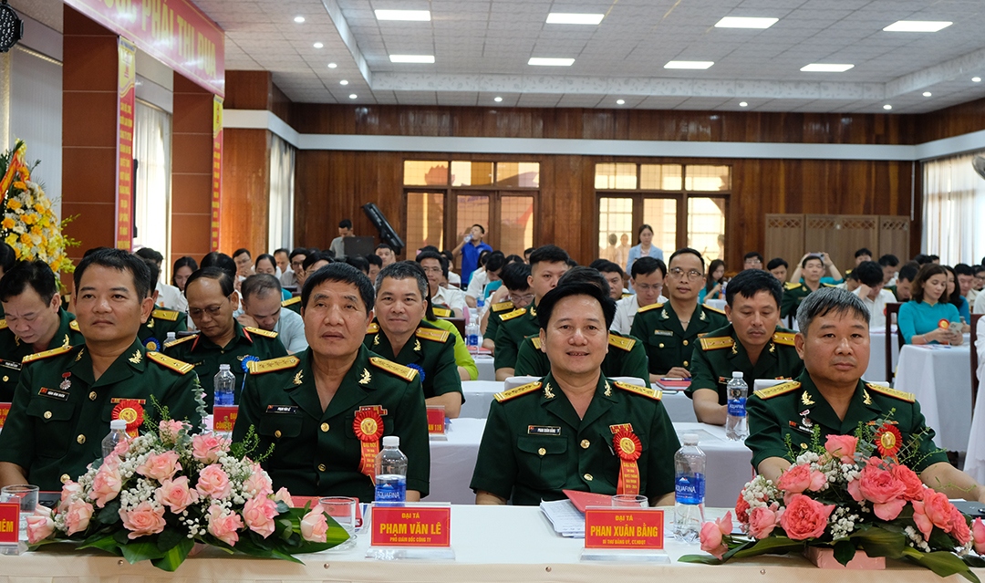 Đại biểu dự Đại hội