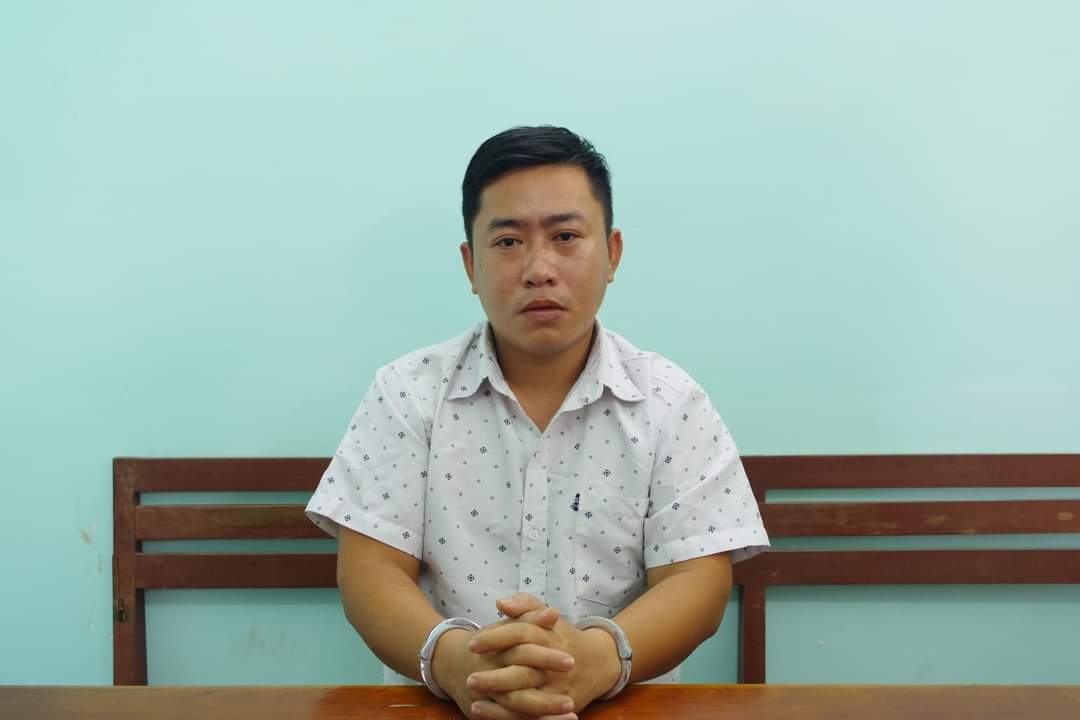 Điền Hoà Sinh tại cơ quan công an