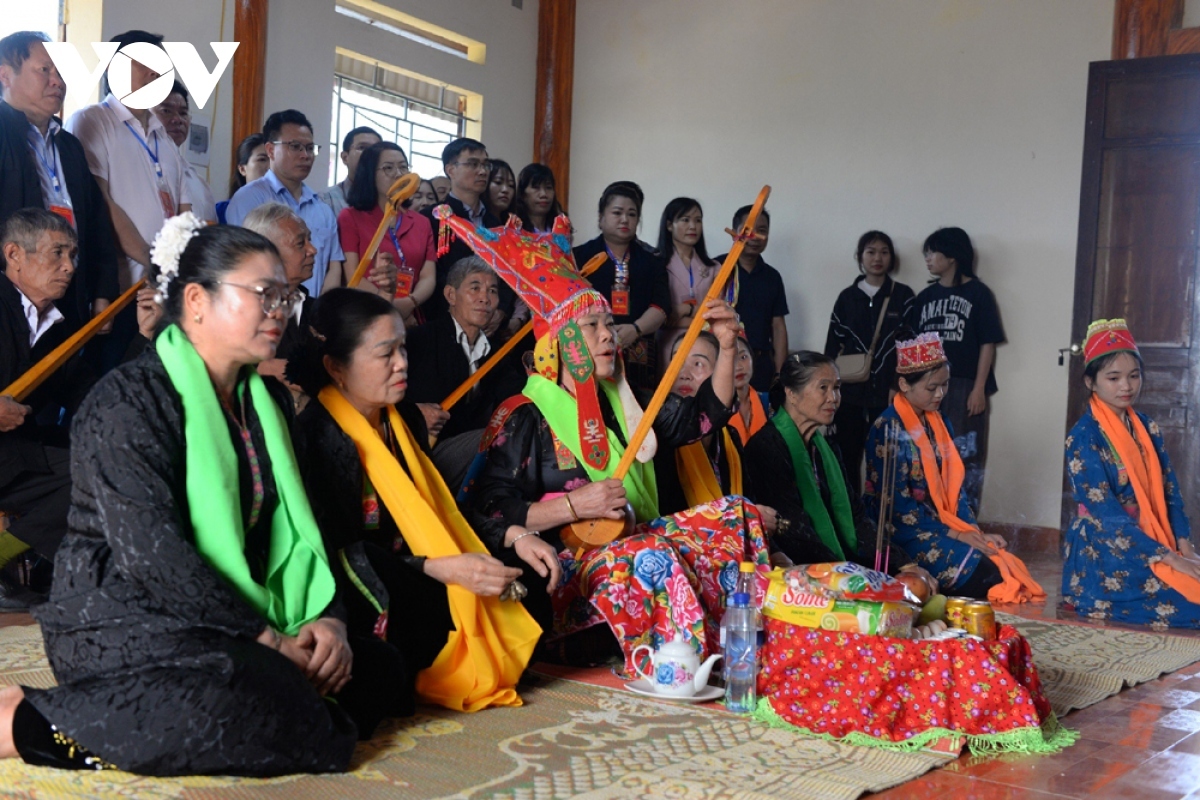 The annual ritual is held on the 10th day of the third lunar month, which falls on April 18 this year, aiming to ward off bad luck and pray for a happy year.